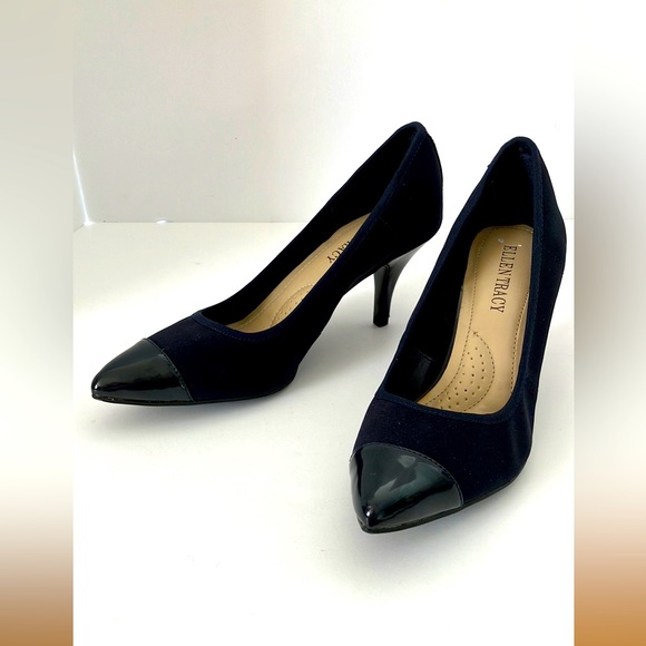 Ellen Tracy Shoes - Ellen Tracy Womens 3” Heels, Size 6 1/2M, Navy Blue, Patent Leather Closed Toe.